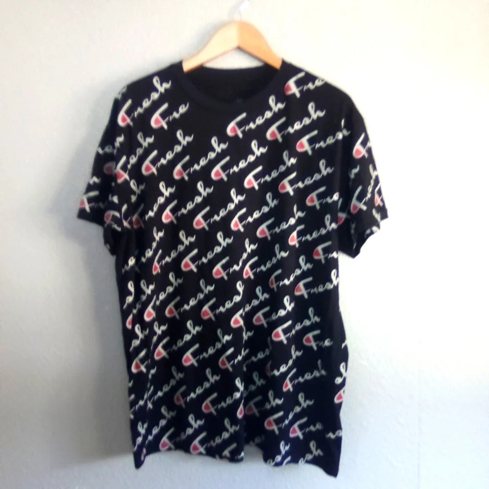 Launder T-shirt ( Bag G )